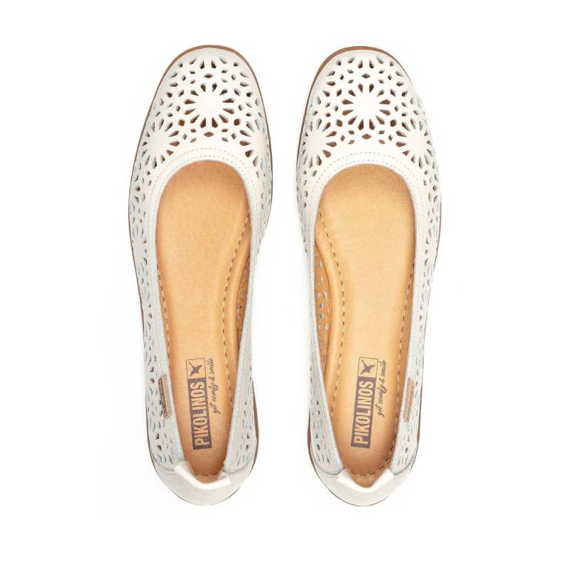 Ballerines Alcoi blanches perforées Pikolinos – Image 4