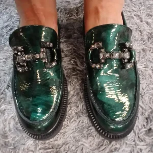 geo-reino-robus-verni-vert-mocassin-femme